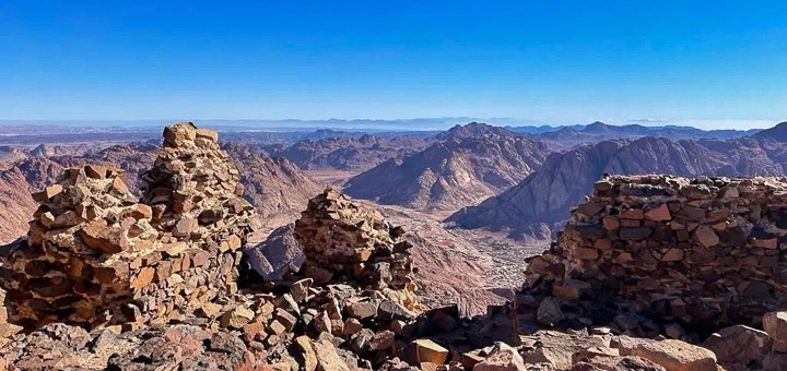 Stone ruins of Abbas Basha’s unfinished palace on Mount Abbas Basha overlooking Saint Catherine city, Egypt Mountains.